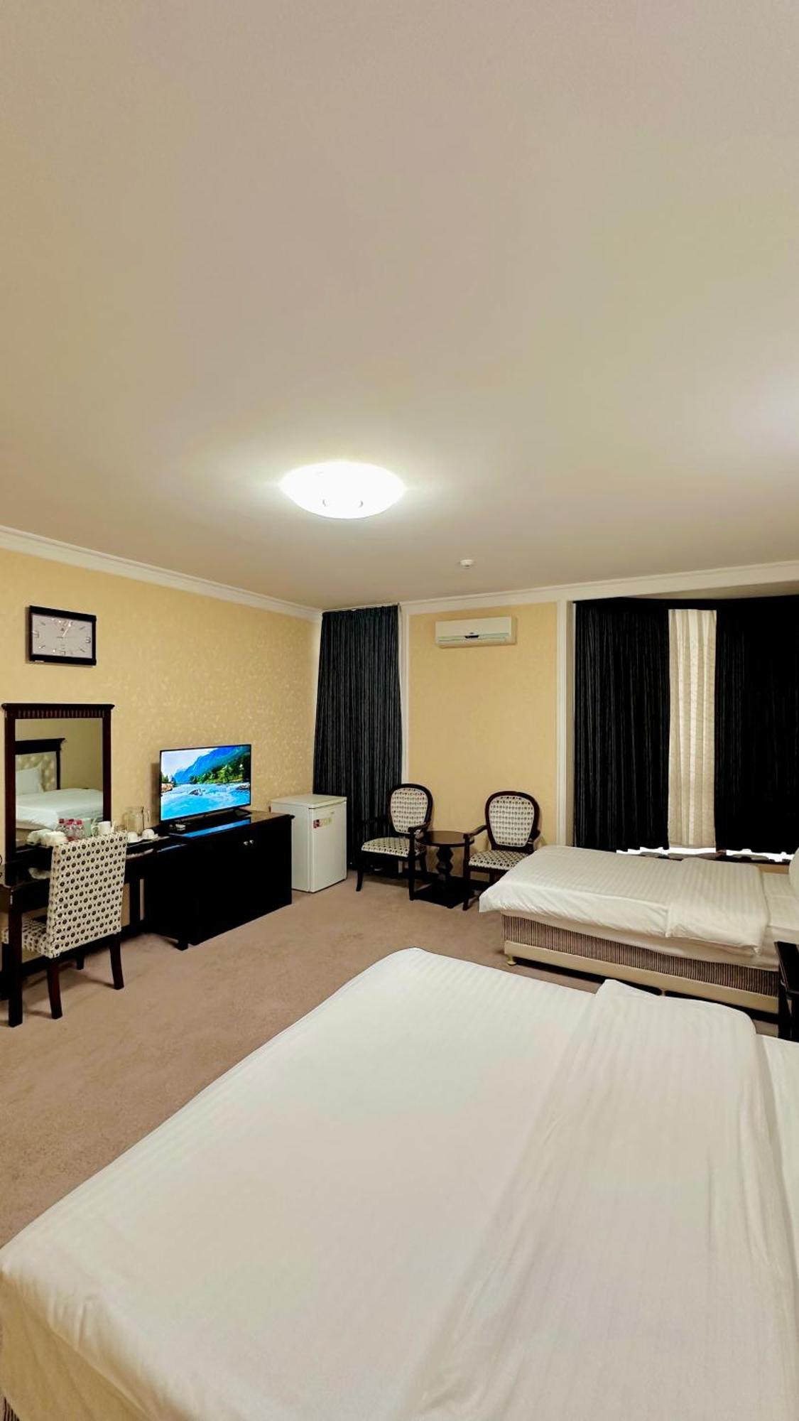 Hayot Hotel Ташкент Екстериор снимка