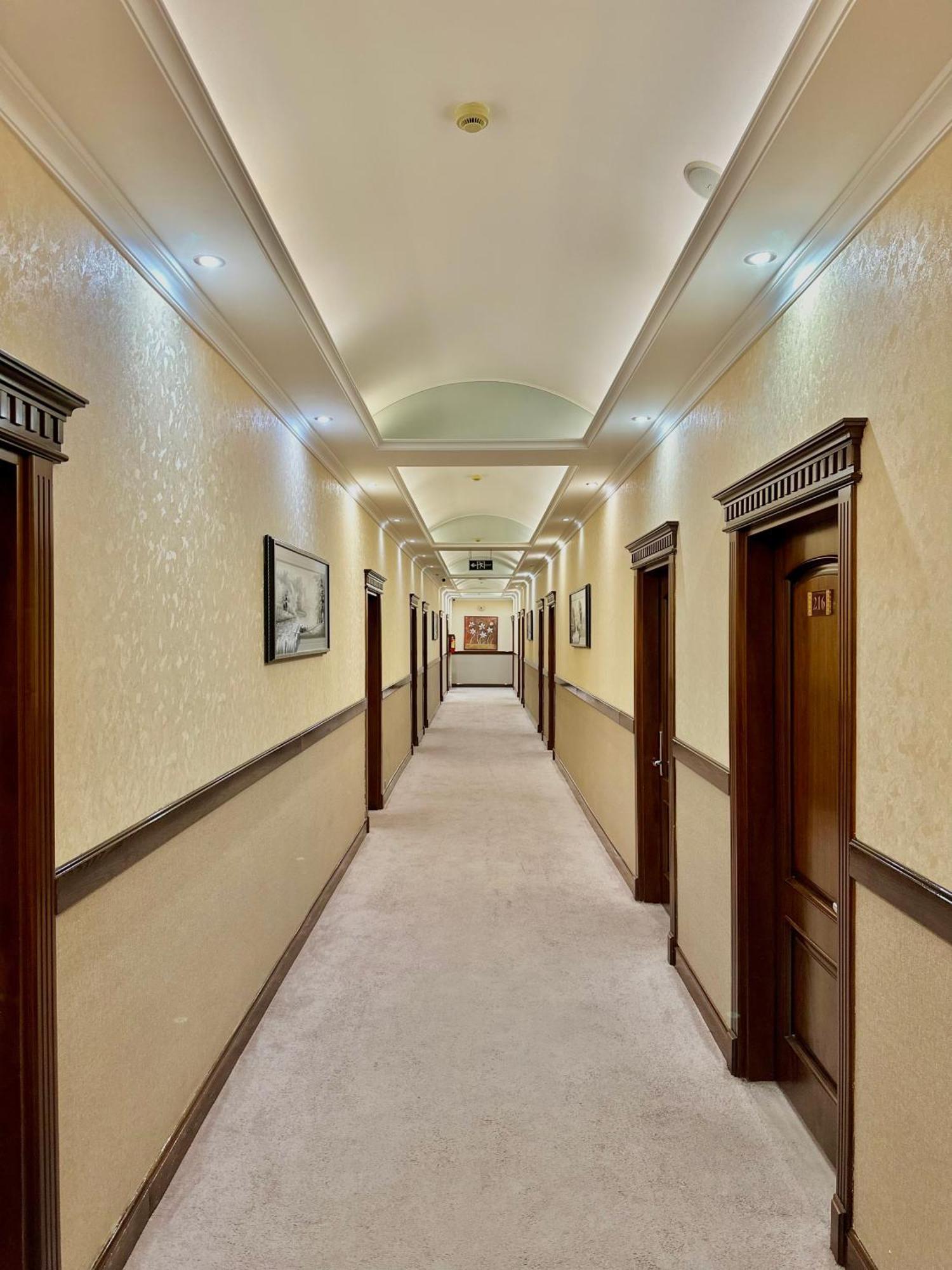 Hayot Hotel Ташкент Екстериор снимка