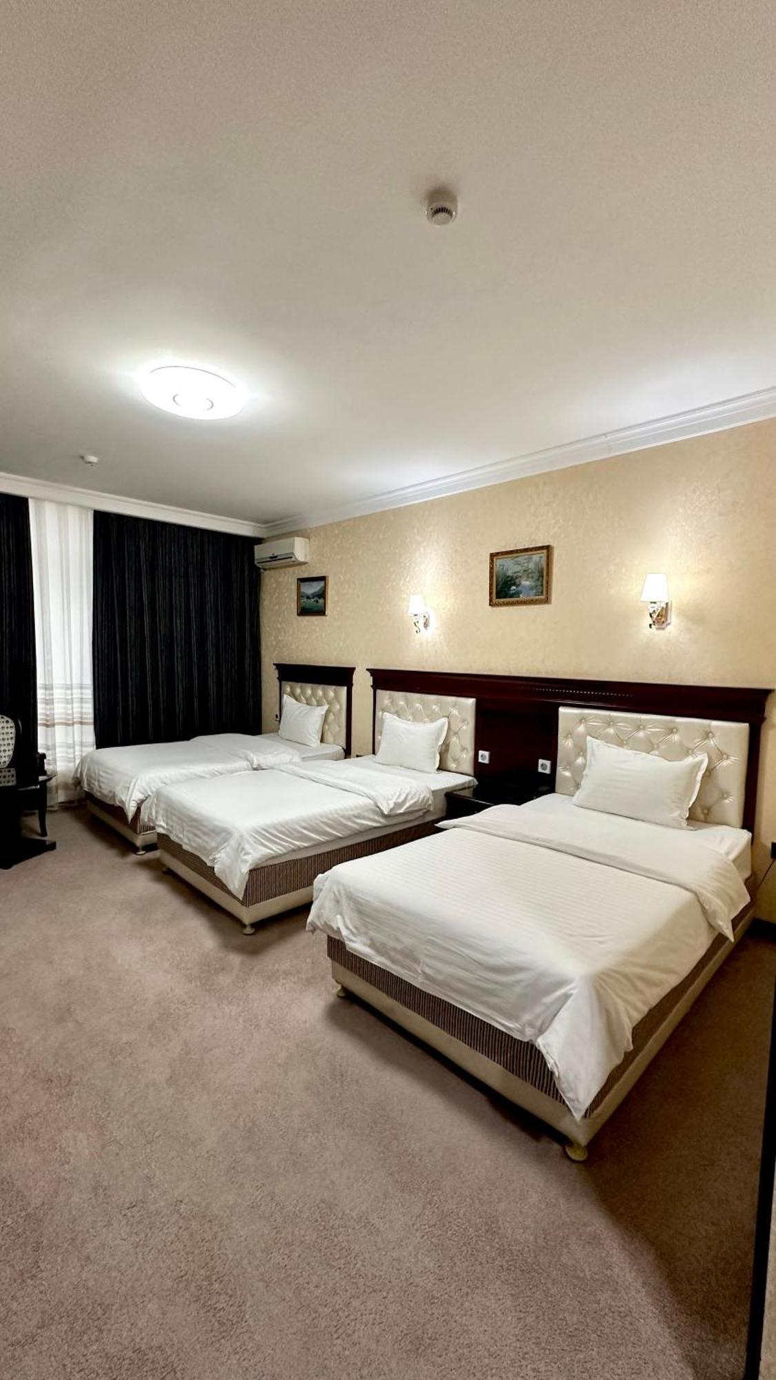 Hayot Hotel Ташкент Екстериор снимка