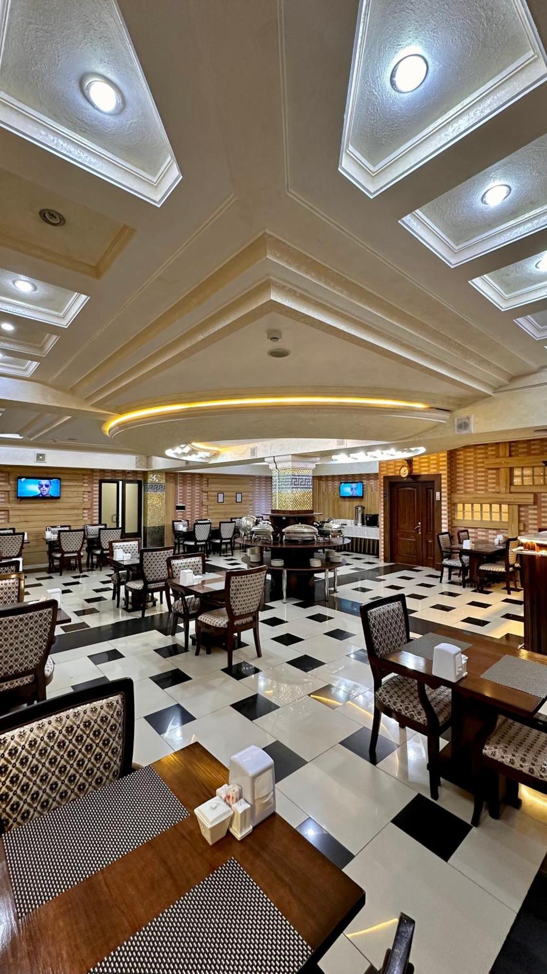 Hayot Hotel Ташкент Екстериор снимка