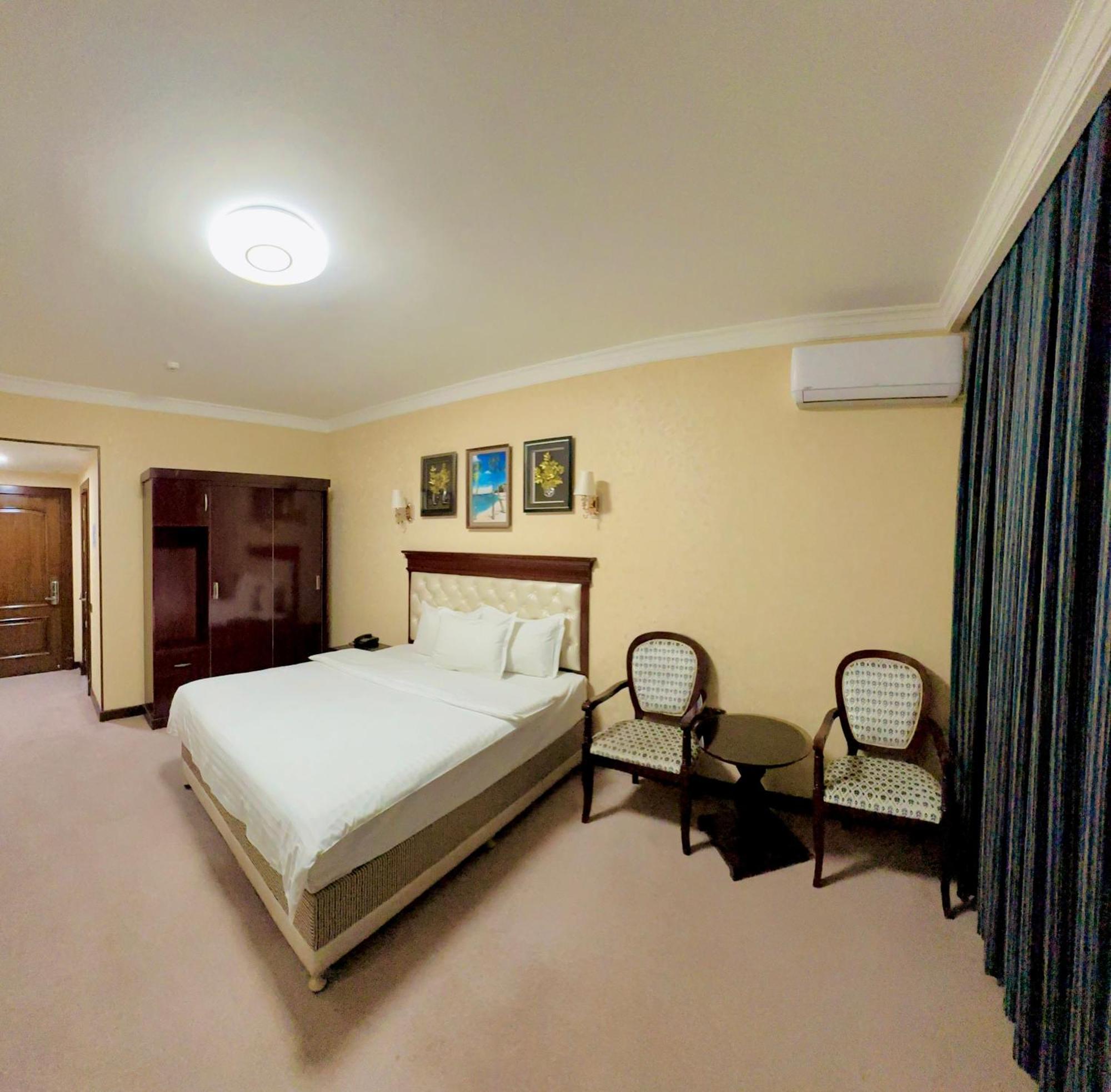 Hayot Hotel Ташкент Екстериор снимка