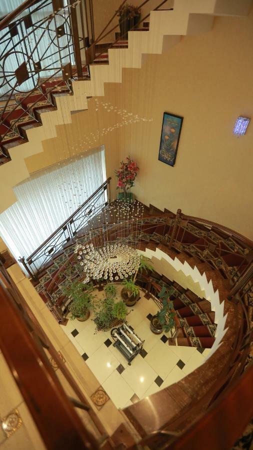 Hayot Hotel Ташкент Екстериор снимка